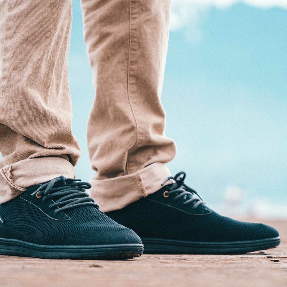 Mindo Mens Waterproof Shoes Black Saola Shoes